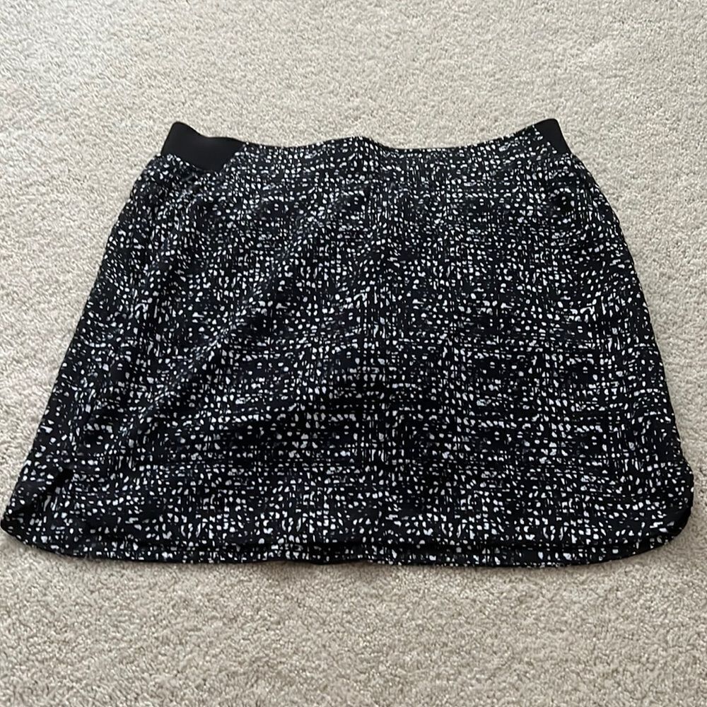 Cypress Club Women's Skort Built-in Shorts Tummy Smoothing Size M